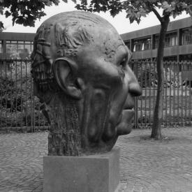 Hubertus von Pilgrim: Konrad-Adenauer-Denkmal, 1981 / © Hubertus von Pilgrim; Fotonachweis: Archiv BBR (1981)