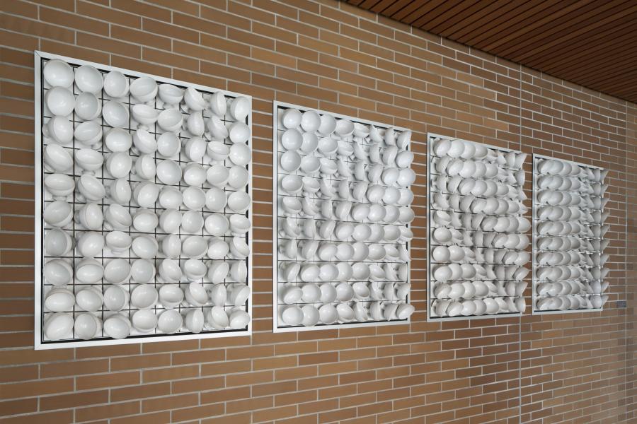 Angelika Baasner-Matussek: Schalenrelief, 1970 / © Angelika Baasner-Matussek; Fotonachweis: BBR / Werner Huthmacher (2011)